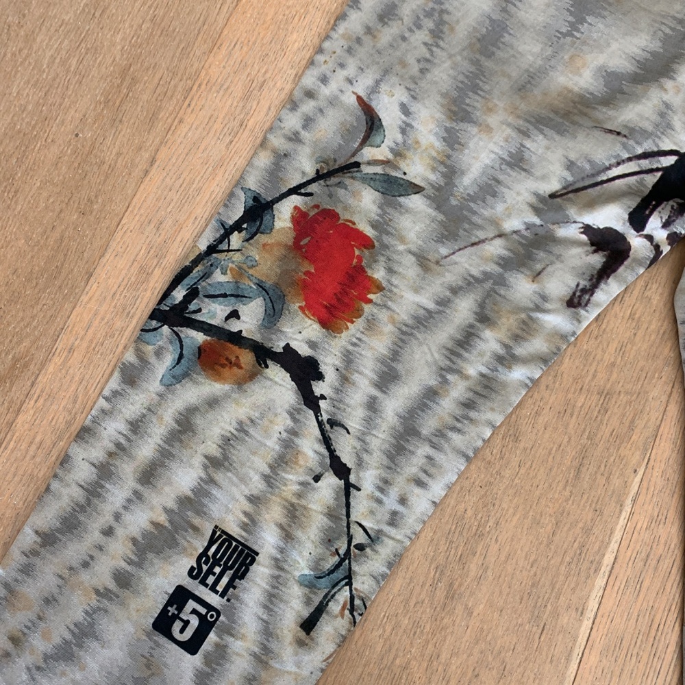 Vivienne Westwood Brand New 2019 Brand New Silk Chinese Pants - Insane Print - Picture 2 of 14